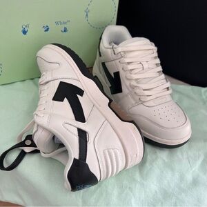 Off White Out Of Office Calf Leather White Black Gum Mens Athletic Shoes